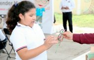 Entregan 514 lentes del Programa Ver Bien para Aprender Mejor