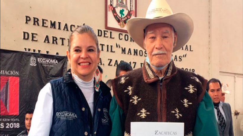 Premia Gobierno a ganadores del concurso artesanal Manos Mágicas