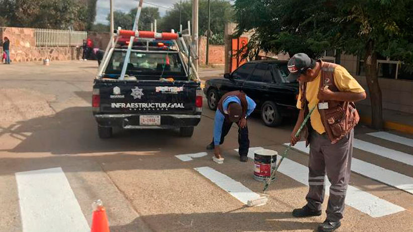 Rehabilita Gobierno Estatal señalética vial en varios Municipios