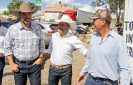 Recibe Mario Castro visita de Alejandro Tello en García de la Cadena