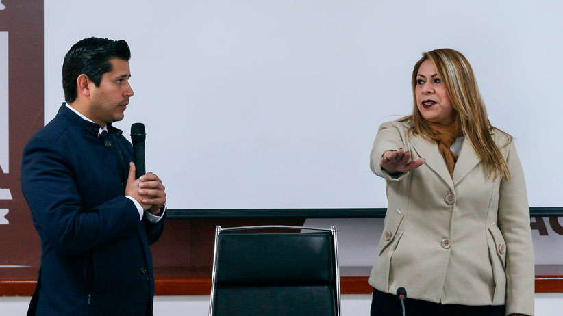 Alcalde de Guadalupe toma Protesta a representante de SIPINNA