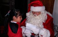 Con la Magia de la Navidad Santa visita  Chalchihuites