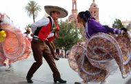 Concluye concurso de Bailes Folclóricos y canto organizado por el Gobierno Estatal