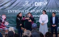Entrega DIF en Guadalupe Apoyos Invernales para niños y adultos mayores
