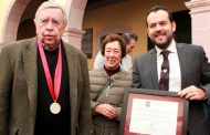 En Sesión Solemne Zacatecas nombra al Maestro Manuel Felguérez como “Ciudadano Benemérito”