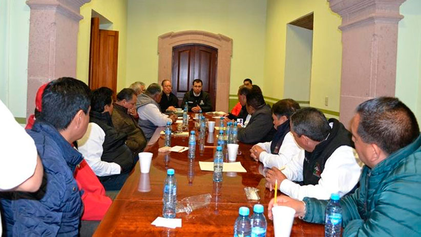 Atiende Gobierno de Zacatecas a taxistas y campesinos