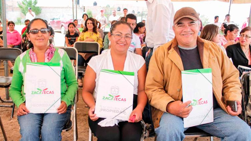 Brinda Gobierno Estatal certeza jurídica sobre su vivienda a más de 5 mil familias
