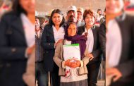 Entrega administración estatal títulos de propiedad en Villa González Ortega
