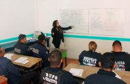 Inician estudios de preparatoria 30 policías de Villanueva