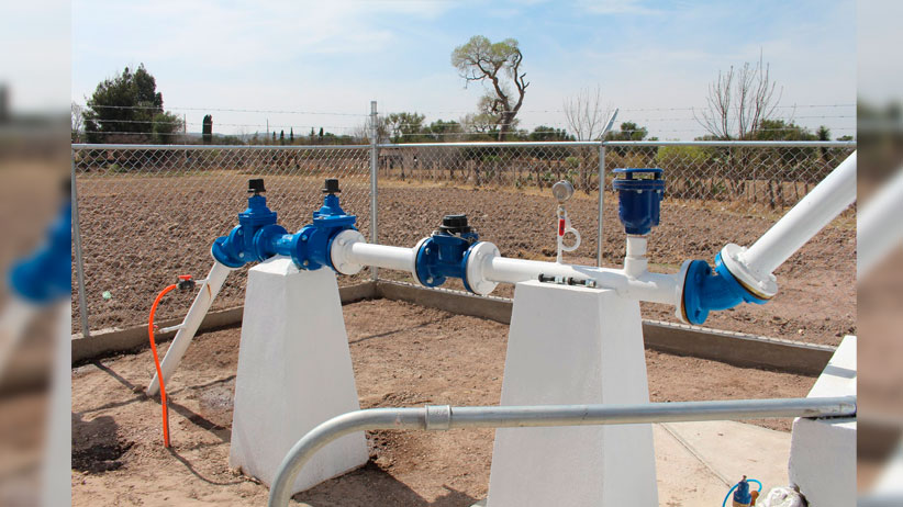 Figueroa Rangel entrega equipamiento de Pozo de Agua Potable