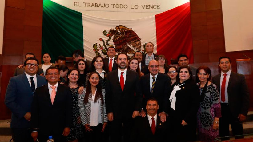 Acude Gobernador Tello a Informe de actividades del Fiscal General de Justicia