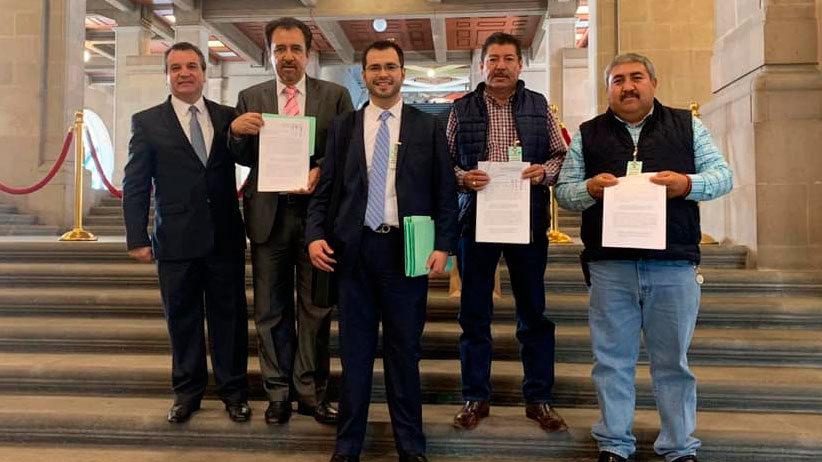 Presentan, Miguel Torres, Gregorio Macías y Eduardo Duque Controversia Constitucional por el Recurso del Fondo Minero