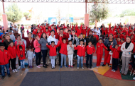 Entrega Gobierno de Zacatecas uniformes escolares en Vetagrande