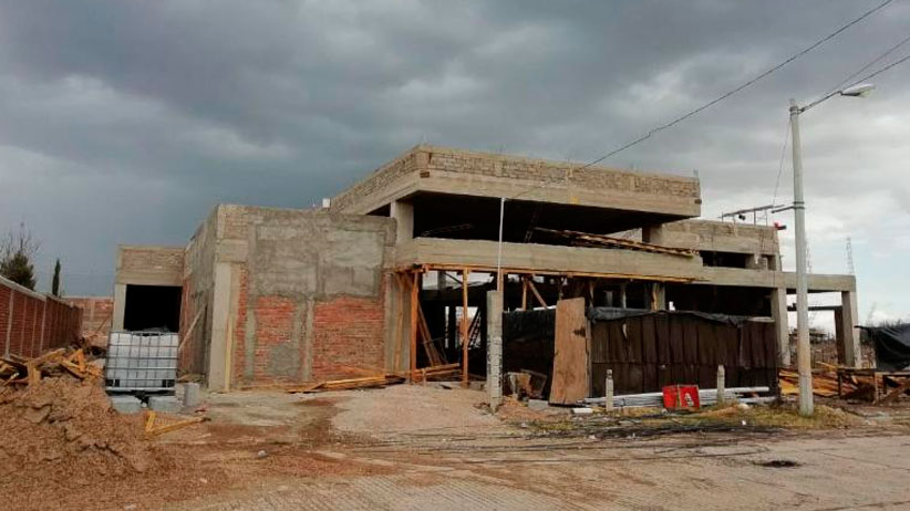 Construye Gobierno de Tello obras sociales y de salud en Fresnillo