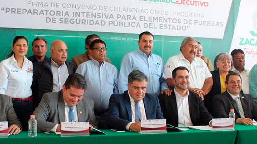 Asiste Carlos Carrillo a Firma de convenio 