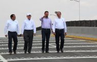 Ponen en servicio Gobernador y Secretario de la SCT  entronque carretero noria de gringos