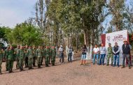 Apoyan soldados del 97 batallón de infantería en la XXXIII megabrigada un día por Fresnillo, en la Presa de Rivera