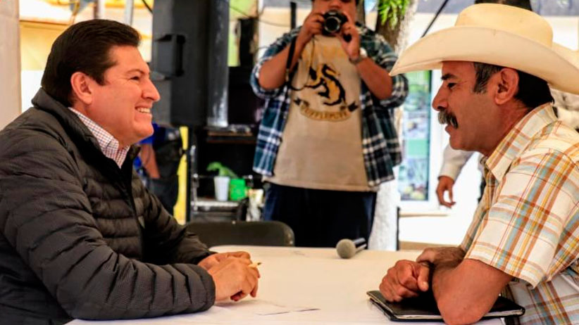 Atiende Gobierno de Tello a productores del campo en Audiencia Pública