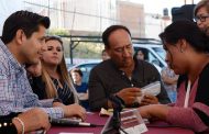 Atiende Julio César Chávez Peticiones en El Salero