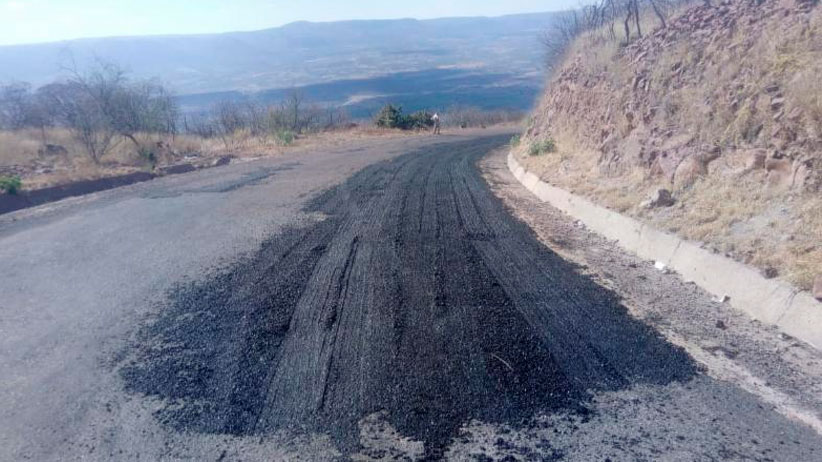 Da Gobierno de Zacatecas mantenimiento a carreteras estatales
