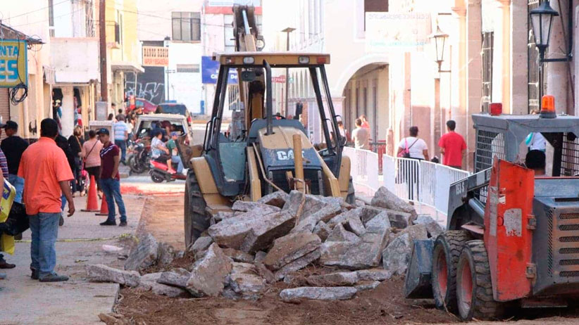 Inicia rehabilitación del drenaje en el Centro Histórico
