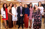 En magno festejo celebra Ulises Mejía a madres de familia