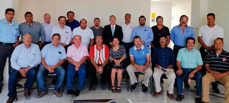 Refrendan jefes de ruta apoyo total al nuevo modelo de transporte