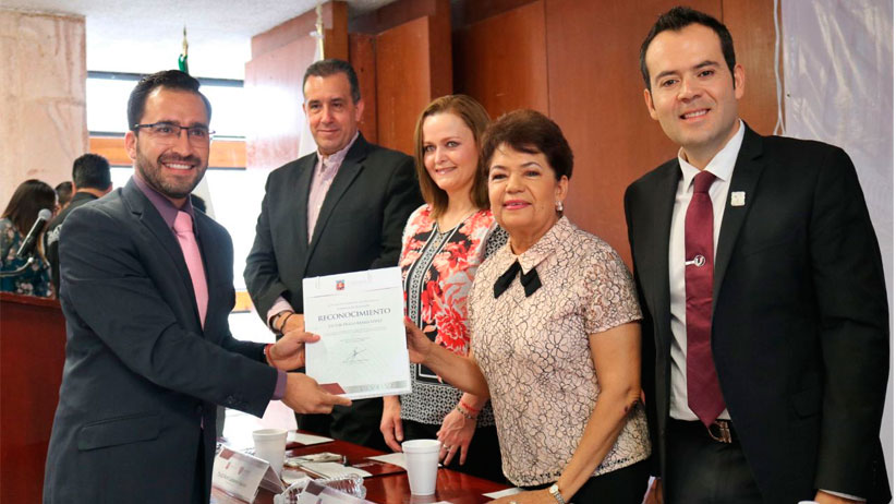 Por el combate a la corrupción, Impulsa Ulises Mejía  capacitación  de colaboradores