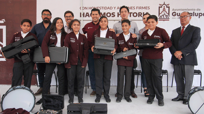 Para celebrar su 40 aniversario  Banda Sinfónica grabará disco,  compromiso de Julio César Chávez