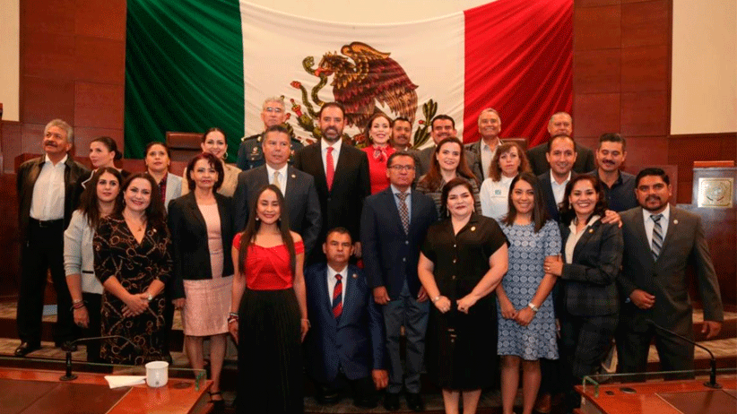 Tello acude a Primer Informe del Poder Legislativo;Reconoce ejercicio de rendición de cuentas