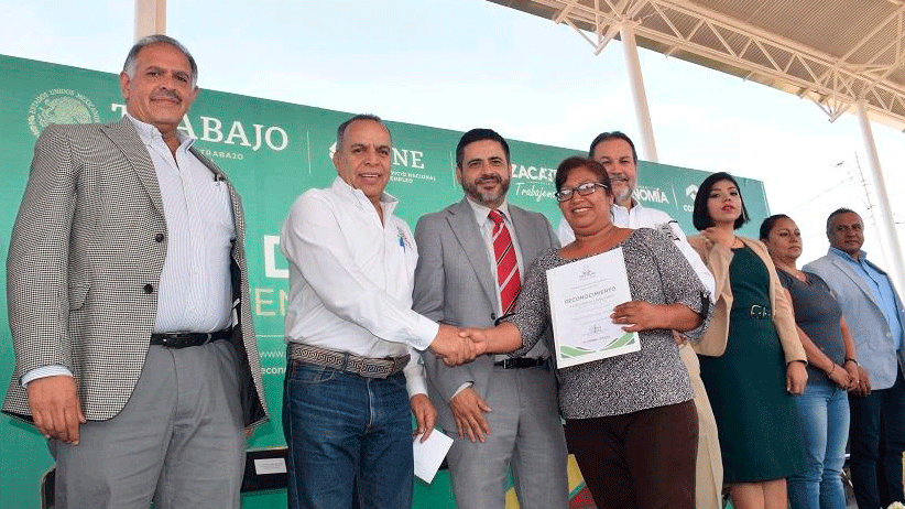 Ofertan 560  vacantes en foro del empleo para jóvenes en Fresnillo