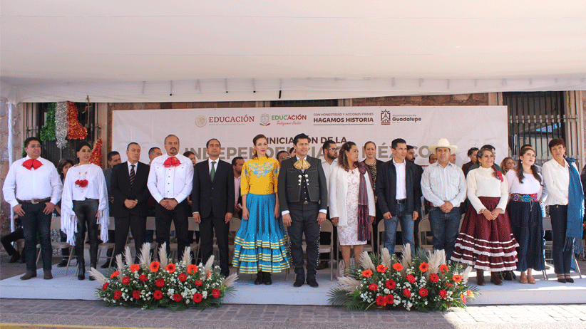 Reconoce Julio César Chávez aniversario  de fundación de escuelas secundarias