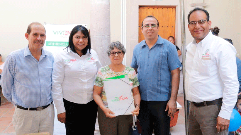 Atiende Gobierno del Estado a más de 300 personas en audiencia pública