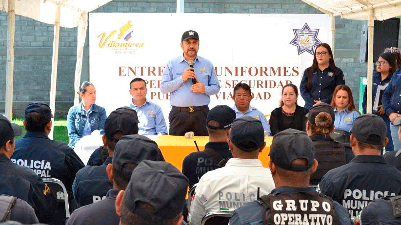 Entregan uniformes a los elementos de la Dirección de Seguridad Pública y Tránsito Municipal de Villanueva