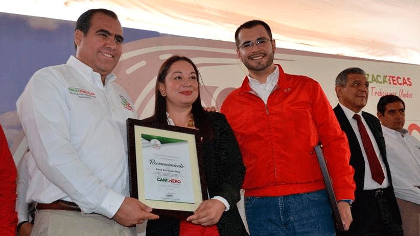 Reconoce Gobierno Estatal a personal cuya labor es conectar a Zacatecas; festejan el Día del Caminero