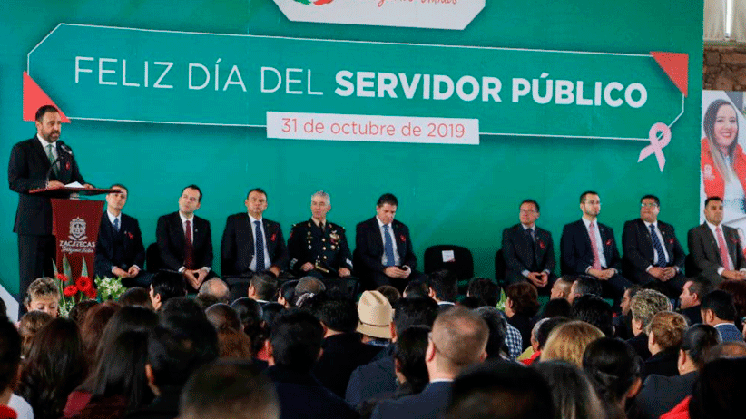 Anuncia Tello mejoras laborales para personal de Gobierno