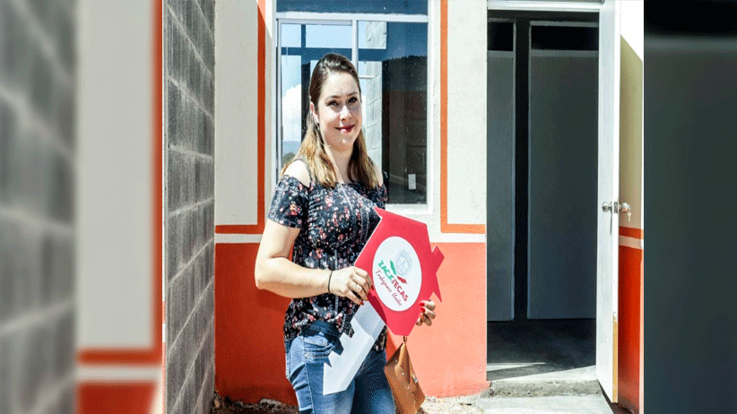 Entrega gobierno de Alejandro Tello 80 viviendas en Villanueva