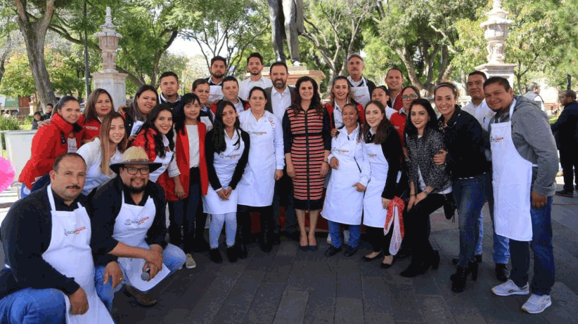 Verbena popular del 20 de noviembre fortalece la convivencia y ayuda a reconstruir el tejido social: Tello