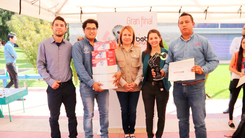 Ganan concurso de robótica Bot Challenge estudiantes de la UTZAC y CBTIS23