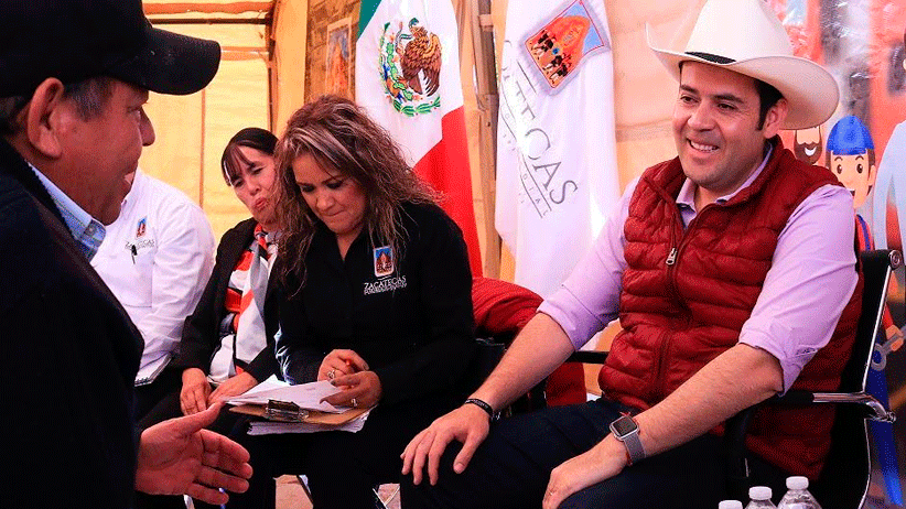 Fortalece Ulises Mejía Haro audiencias públicas con atención a migrantes zacatecanos y sus familias
