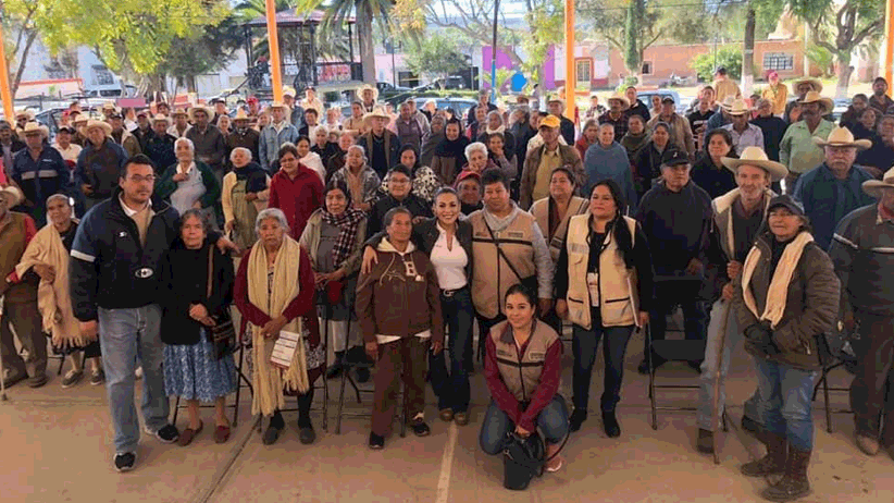 Entrega Gobierno de México 11 mdp a adultos mayores de ocho municipios