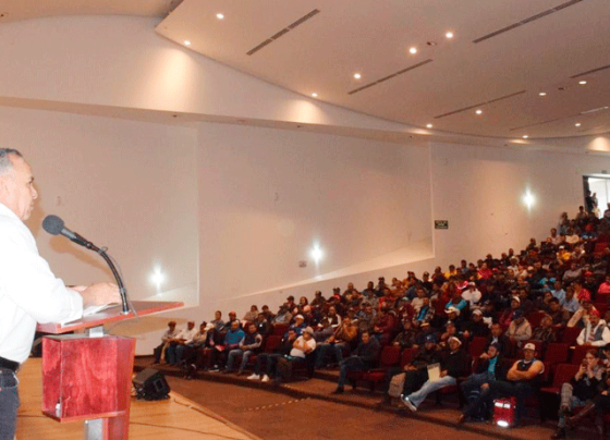 Capacita Gobierno de Zacatecas a 700 jornaleros agrícolas que irán a trabajar a Canadá este año