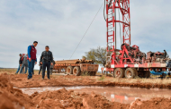 Supervisa Julio César Chávez perforación  de pozo en Tacoaleche