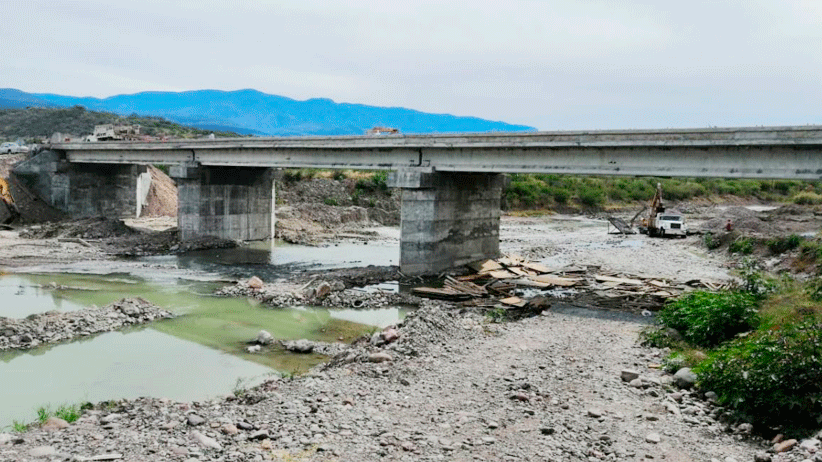 Por concluir puente La Quinta; permitirá traslados más seguros en el cruce del río Juchipila