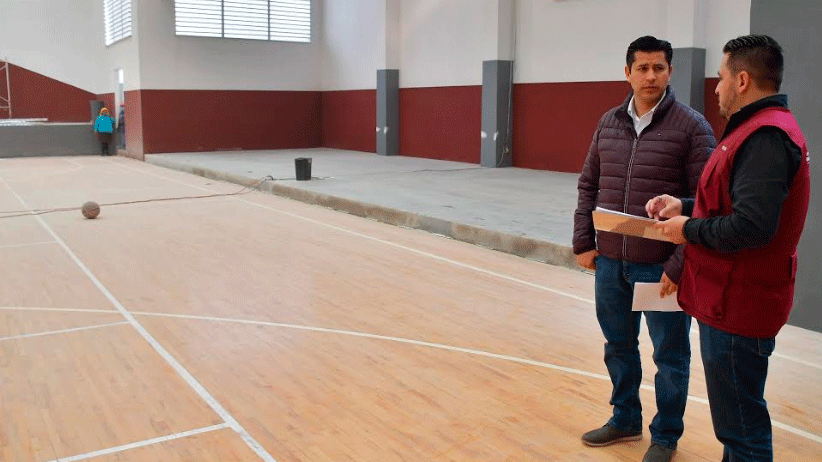 Supervisa Julio César Chávez  rehabilitación del Auditorio Luis Moya