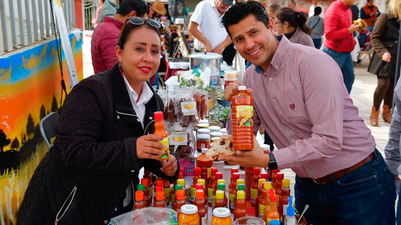 Impulsan economía local en Zóquite con corredor gastronómico y artesanal 