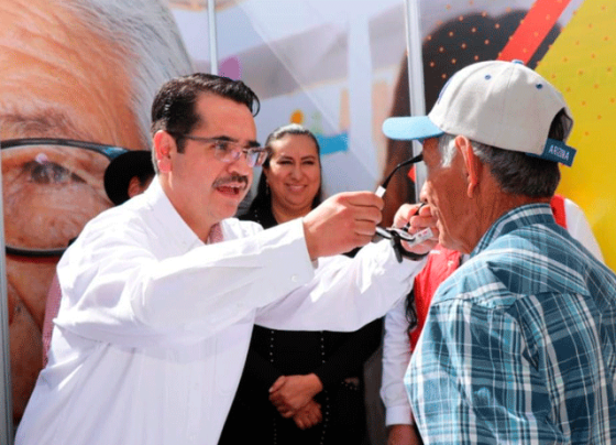 Feria DIFerente acerca programas y servicios del Gobierno Estatal a El Plateado de Joaquín Amaro