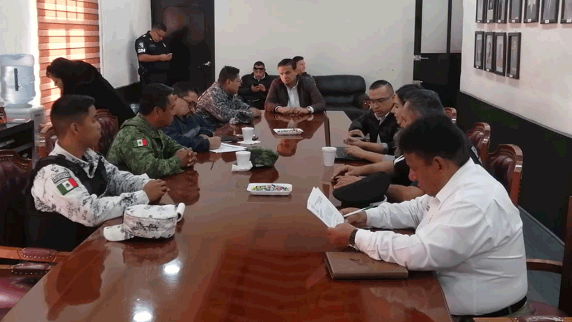 Se reúnen en Villanueva las autoridades de Seguridad