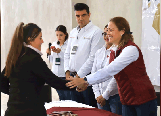 Abierta convocatoria a becas Jóvenes Escribiendo el Futuro de Educación Superior