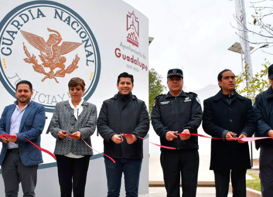 Entrega Julio César Chávez  dos comandancias a la Guardia Nacional